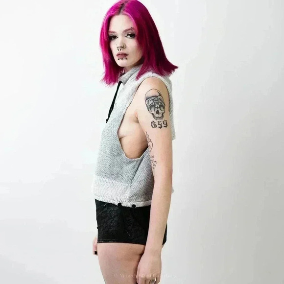 Te Verde Cowl Neck Athletic Workout Vest - S - Picture 4 of 6